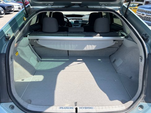 Used 2014 Toyota Prius Plug-In Hybrid image 12