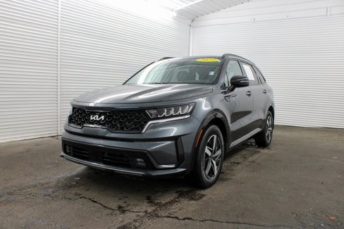 Used 2023 Kia Sorento EX w/ Panoramic Sunroof Package image 4