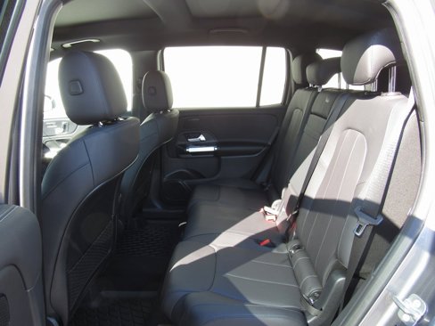 New 2026 Mercedes-Benz GLB 250 4MATIC image 15
