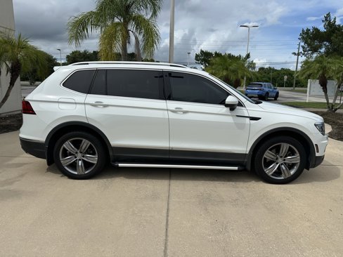Used 2019 Volkswagen Tiguan SEL Premium image 3