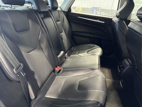 Used 2020 Ford Fusion Titanium image 20