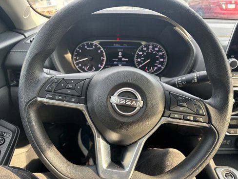 Used 2024 Nissan Sentra SV image 32