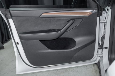 Used 2023 Tesla Model Y Performance image 10