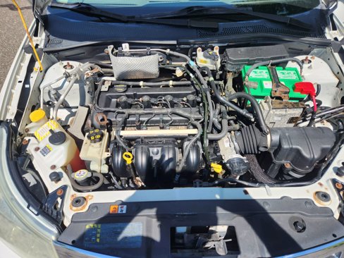 Used 2009 Ford Focus SE image 14