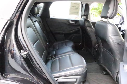 Used 2021 Ford Escape Titanium image 19