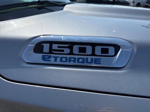 New 2025 RAM 1500 2WD Crew Cab image 9