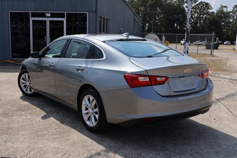 Used 2024 Chevrolet Malibu LT image 2