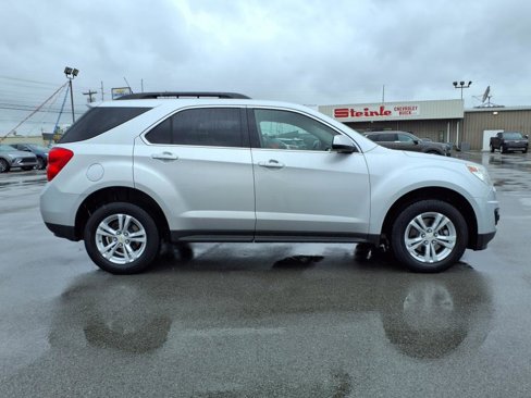 Used 2011 Chevrolet Equinox LT w/ Driver Convenience Package image 4