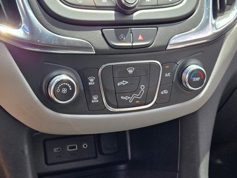 Used 2022 Chevrolet Equinox LS w/ LS Convenience Package image 26