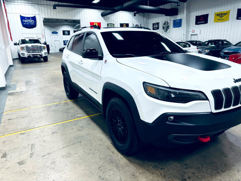 Used 2022 Jeep Cherokee Trailhawk w/ Sun, Sound & Nav Group image 18