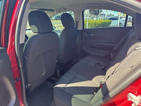 Used 2019 Chevrolet Sonic LT w/ Convenience Package image 18