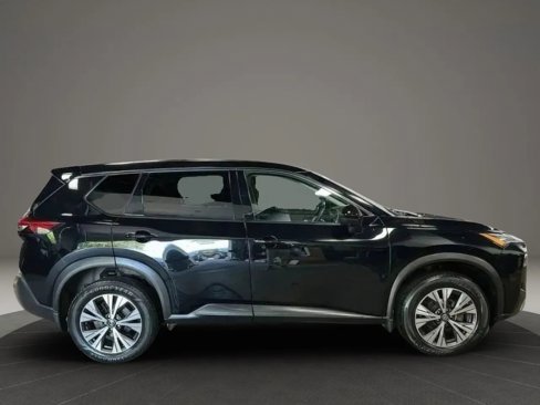 Used 2021 Nissan Rogue SV image 6