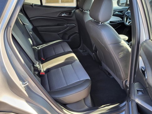 Used 2024 Chevrolet Trax LT w/ Driver Confidence Package image 11