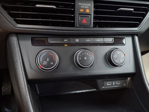 Used 2024 Volkswagen Jetta S image 11