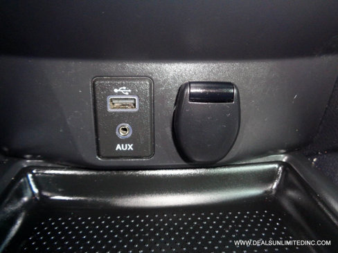 Used 2017 Nissan Rogue SV image 13