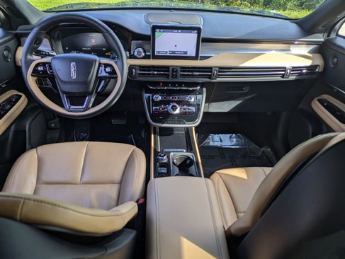 Used 2021 Lincoln Corsair Reserve image 24