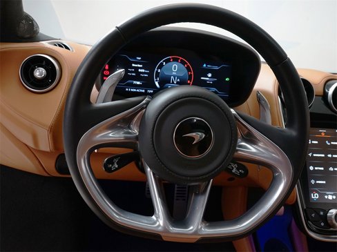 Used 2023 McLaren GT image 8