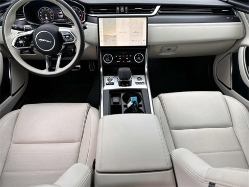 New 2024 Jaguar XF R-Dynamic SE image 13