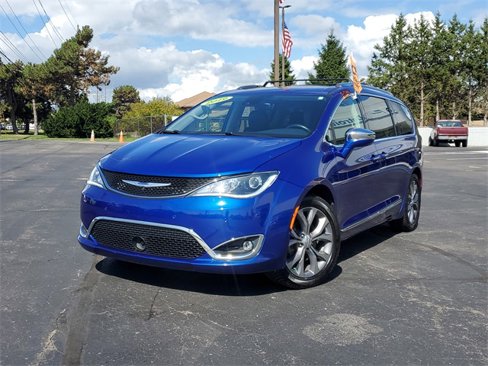 Certified 2019 Chrysler Pacifica Limited w/ Tire & Wheel Group image 42