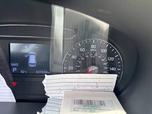 Used 2020 Kia Sorento LX w/ LX I4 Convenience Package image 6