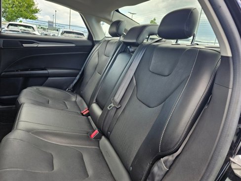Used 2016 Ford Fusion Energi Titanium w/ Driver Assist Package image 22
