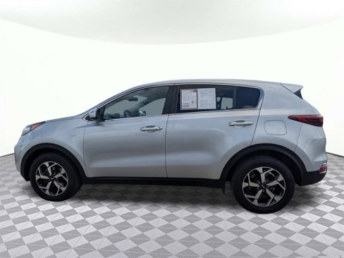 Used 2021 Kia Sportage LX image 6