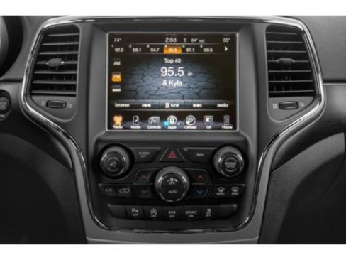 Used 2021 Jeep Grand Cherokee Laredo X image 13