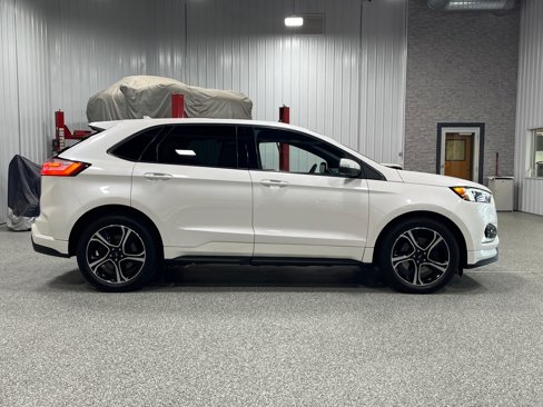 Used 2019 Ford Edge ST w/ Cold Weather Package image 6