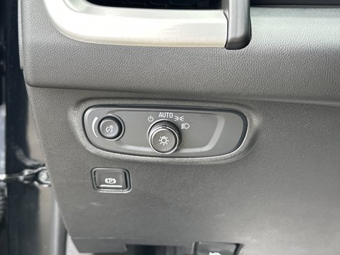 Certified 2024 GMC Terrain SLE image 16