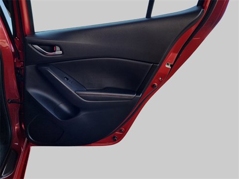 Used 2015 MAZDA MAZDA3 s Touring image 35