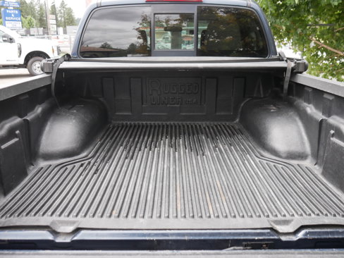 Used 2018 Nissan Frontier SV image 23