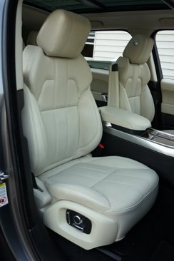 Used 2016 Land Rover Range Rover Sport HSE image 4