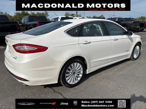 Used 2016 Ford Fusion SE w/ Equipment Group 502A image 5