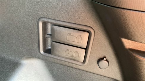Used 2021 Chevrolet Equinox LT image 26