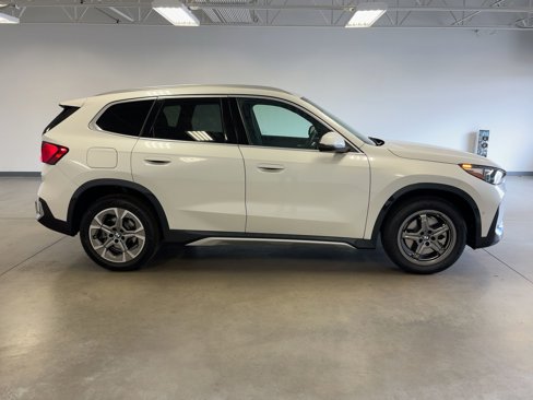 Used 2025 BMW X1 xDrive28i image 7