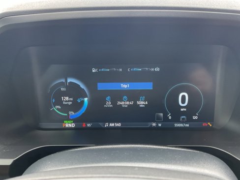 Certified 2022 Ford F150 Lightning Lariat image 3