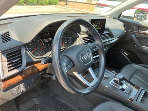 Used 2020 Audi Q5 2.0T Premium image 16