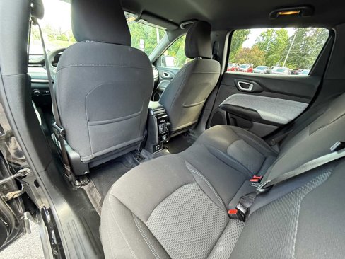 Used 2023 Jeep Compass Sport image 21