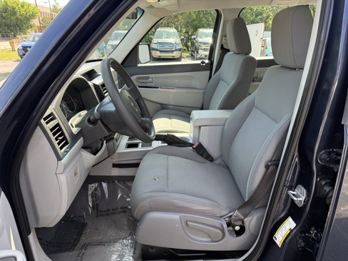 Used 2008 Jeep Liberty Sport image 11