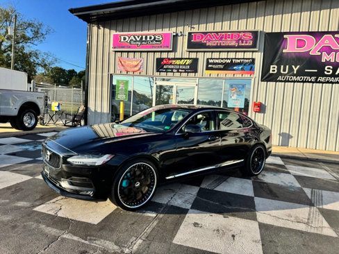 Used 2018 Volvo S90 T6 Inscription image 2