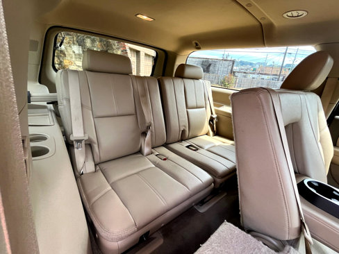 Used 2014 Chevrolet Suburban LT image 54