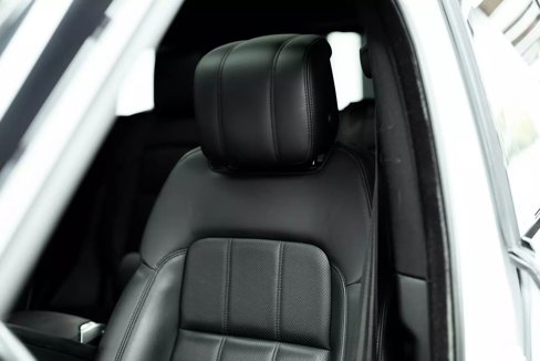 Used 2018 Land Rover Range Rover Sport Supercharged image 32