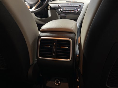 Used 2021 Kia Sportage S image 13