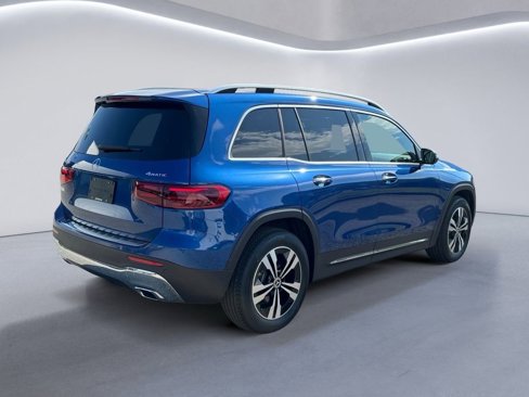New 2026 Mercedes-Benz GLB 250 4MATIC image 4