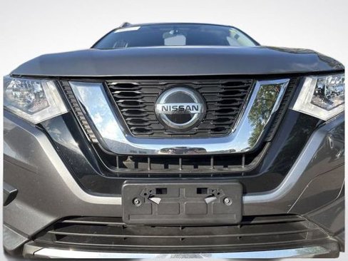 Used 2018 Nissan Rogue SV image 44