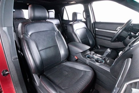 Used 2016 Ford Explorer Sport w/ Equipment Group 401A image 27