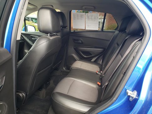 Used 2016 Chevrolet Trax LT w/ LT Convenience Package image 13