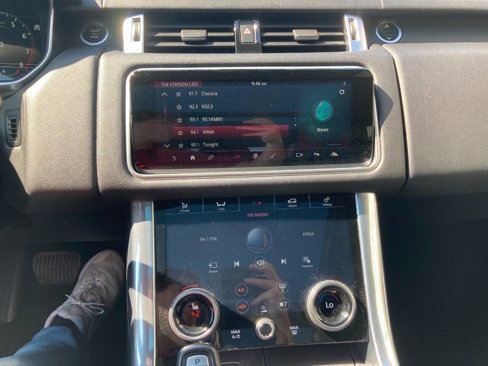 Used 2018 Land Rover Range Rover Sport HSE image 22