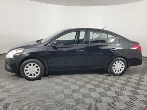 Used 2016 Nissan Versa S image 6