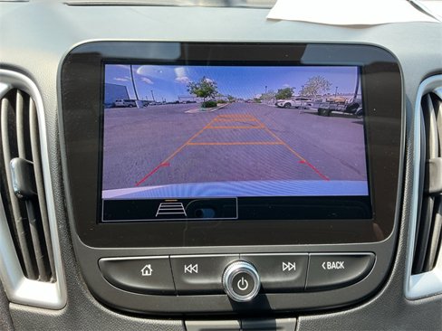 Used 2023 Chevrolet Malibu LT image 31